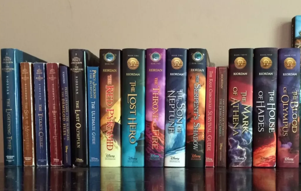 Rekomendasi Buku Fiksi Terpopuler